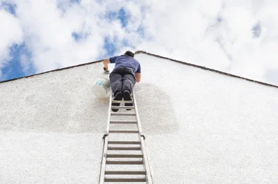 Peinture extérieure à Ampus — façades et ravalement
